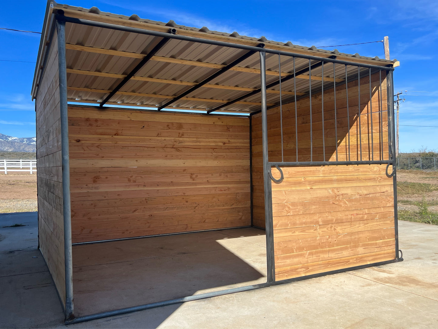 Portable Lodging Ranch Stall